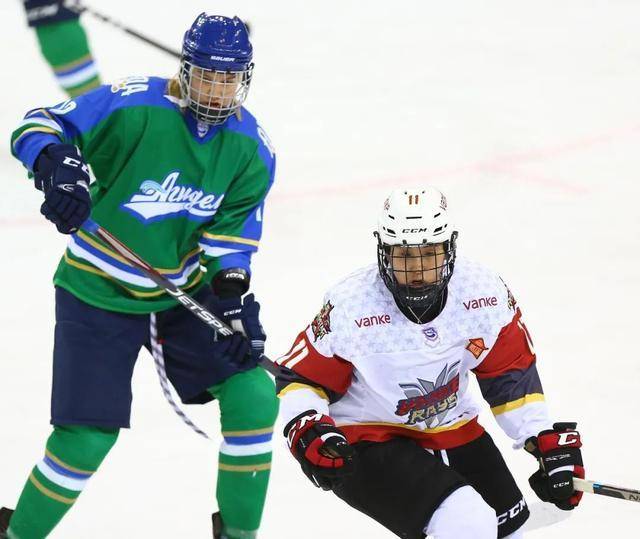 深圳女冰夺WHL总决赛赛点！出色表现为妇女节献礼