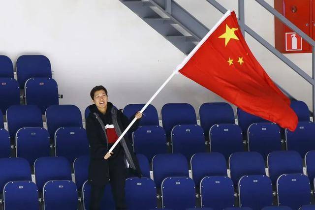 深圳女冰夺WHL总决赛赛点！出色表现为妇女节献礼